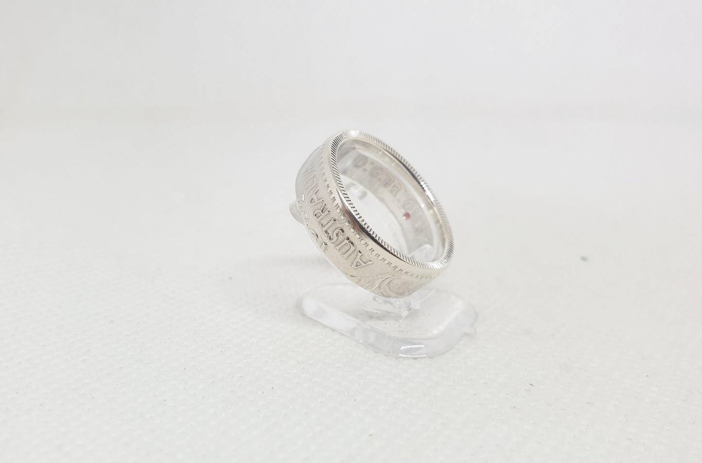 Bague pièce de monnaie 1 Florin d'Australie en argent serti d'un rubis (coin ring)