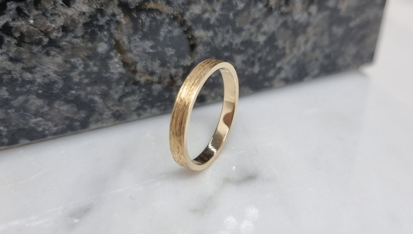 Bague en or 18 carats forgée entièrement à la main