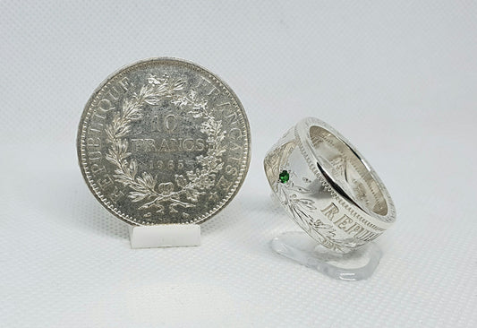 Bague pièce de monnaie 10 Francs Hercule en argent serti d'une tsavorite (coin ring)