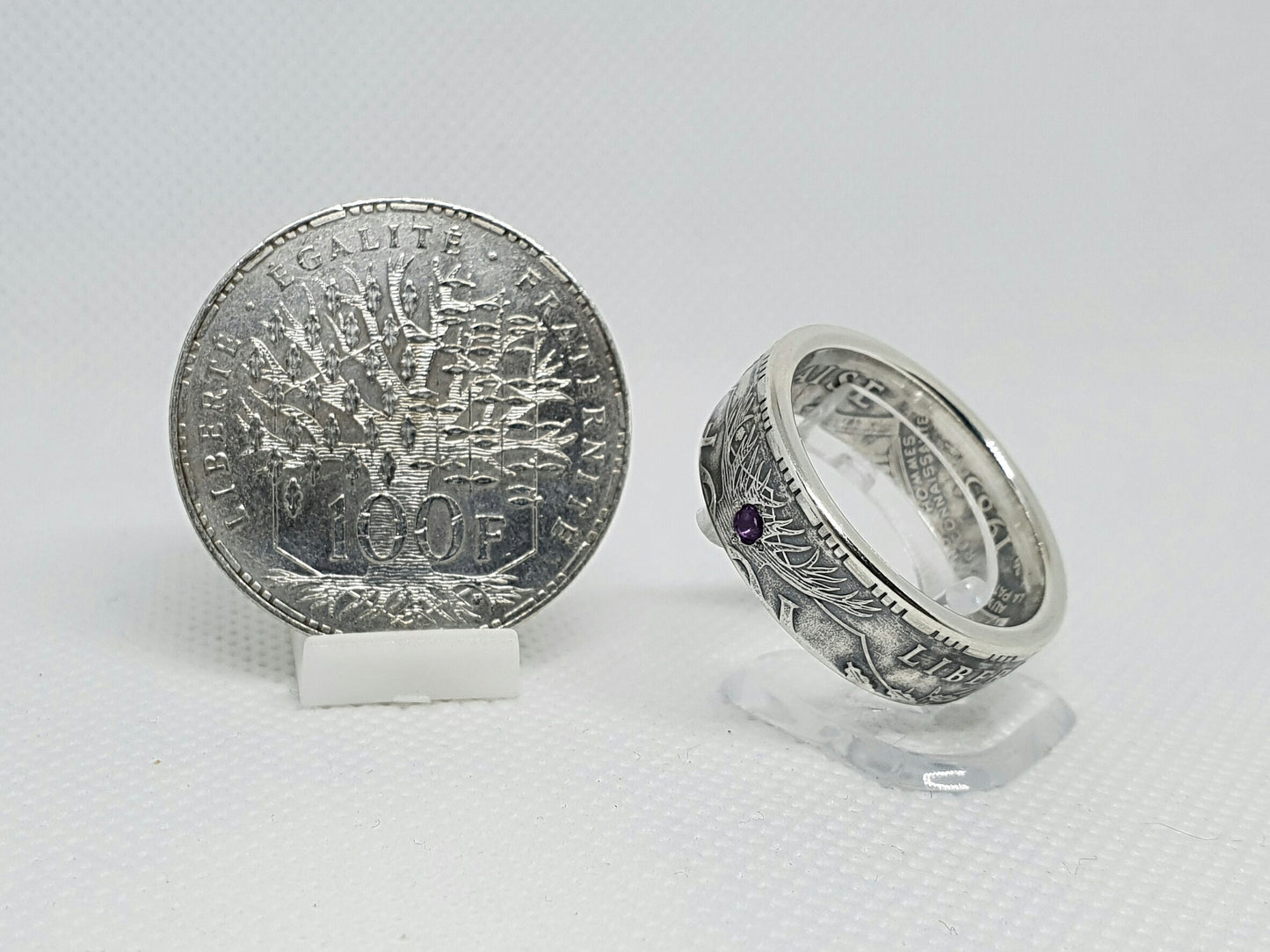 Bague pièce de monnaie 100 Francs "Panthéon" en argent serti d'une améthyste (coin ring)