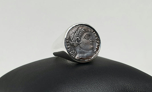 Chevalière massive pièce de monnaie Romaine Constantin en argent (coin ring)