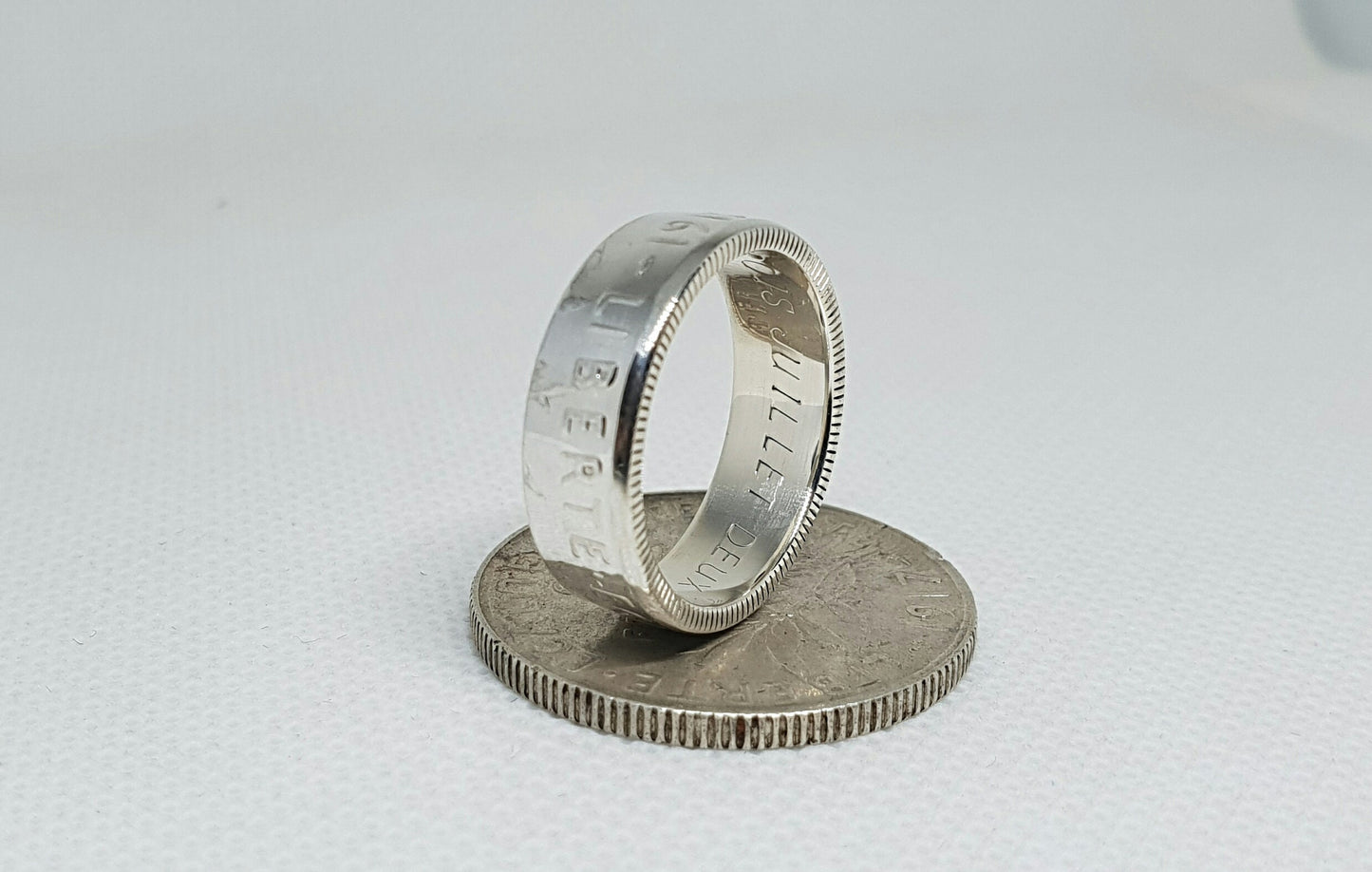 Bague pièce de monnaie 2 Francs Semeuse en argent style alliance avec gravure (coin ring)