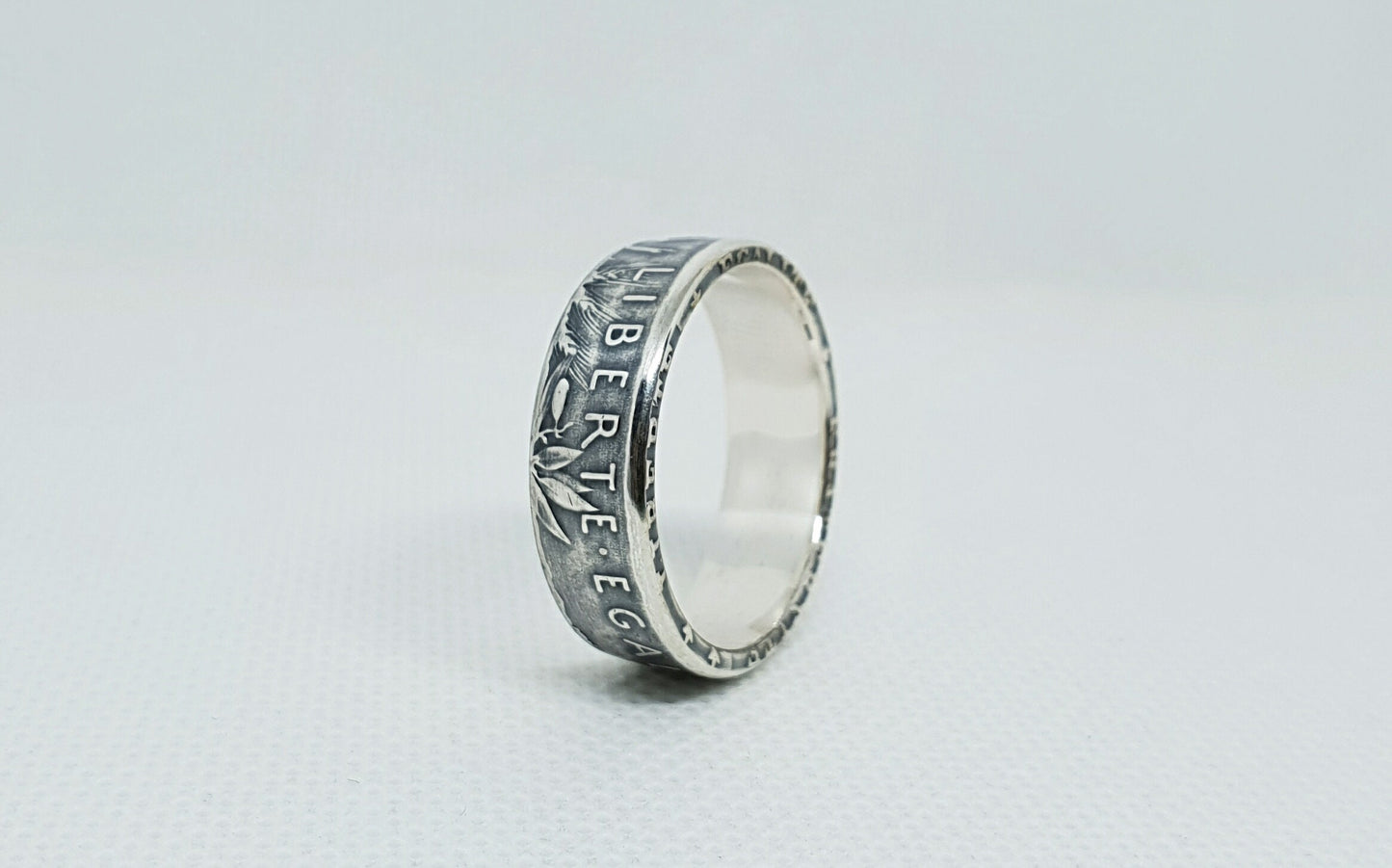 Bague pièce de monnaie 5 Francs Semeuse en argent style alliance avec gravure (coin ring)