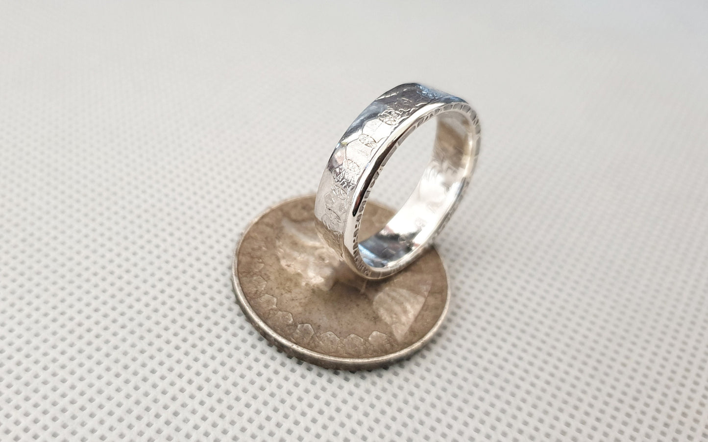 Bague pièce de monnaie 500 lires d’Italie en argent serti d'un saphir (coin ring)