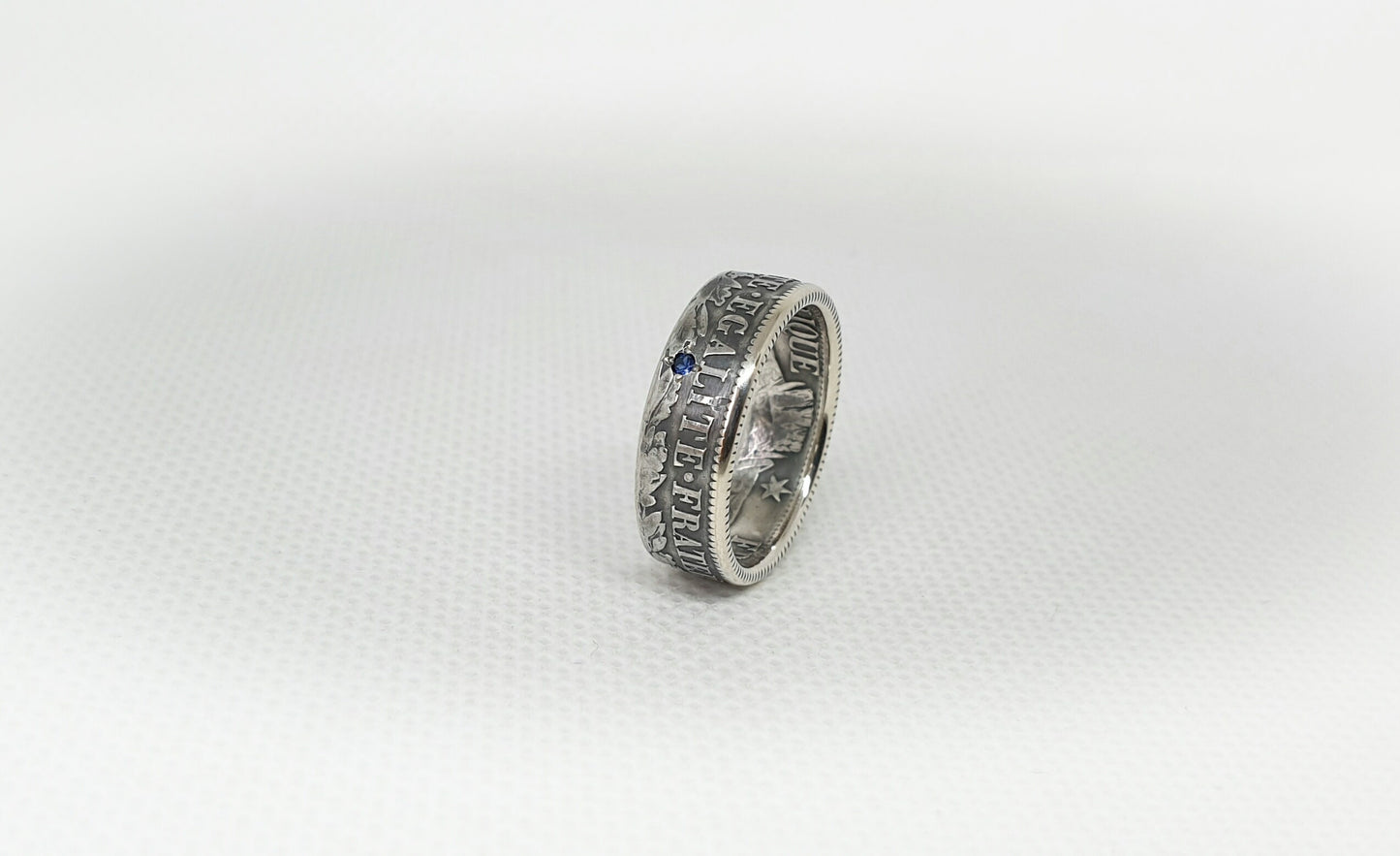 Bague pièce de monnaie 1 franc Cérès en argent serti d'un saphir (coin ring)