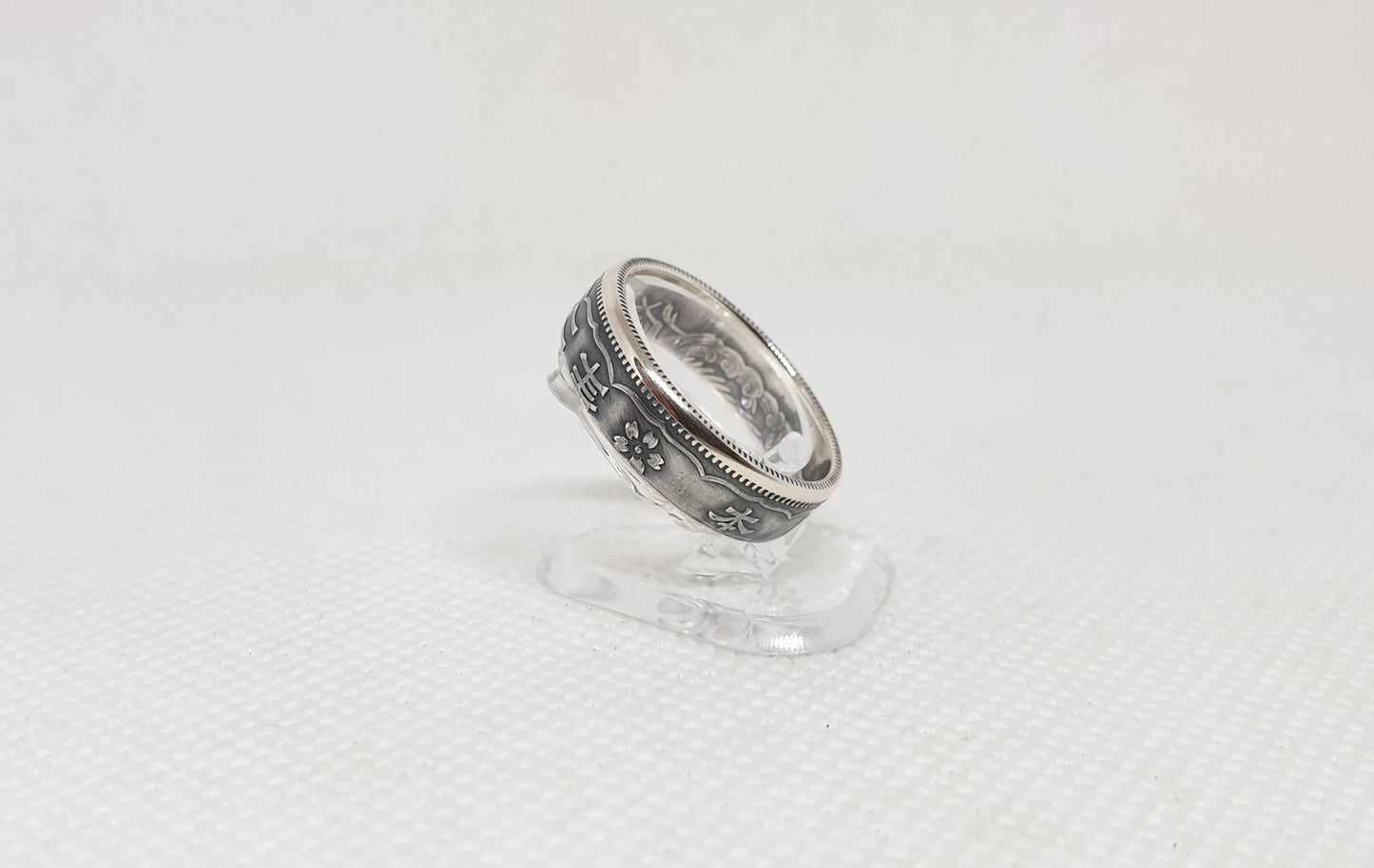 Bague pièce de monnaie 50 Sen du Japon en argent (coin ring)