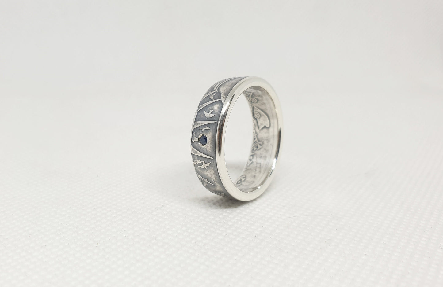 Bague pièce de monnaie 100 Francs "Statue de la liberté" en argent serti d'un saphir (coin ring)