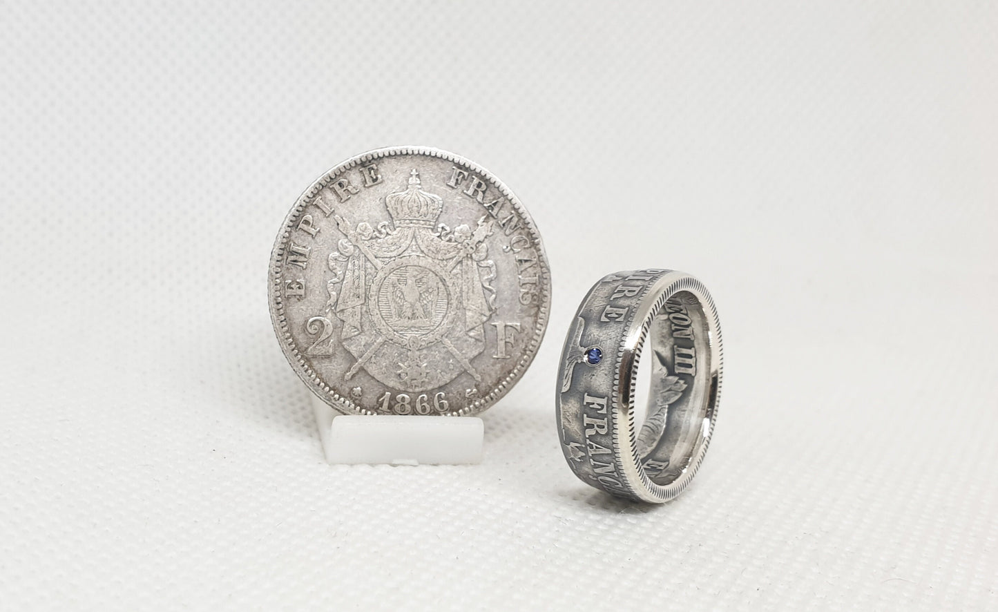 Bague pièce de monnaie 2 Francs Napoléon en argent serti d'un saphir (coin ring)