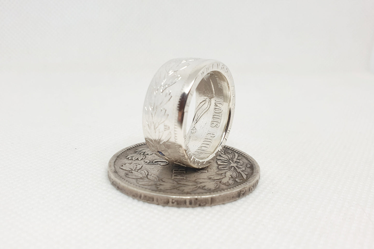 Bague pièce de monnaie 5 francs Louis Philippe en argent serti d'un saphir (coin ring)