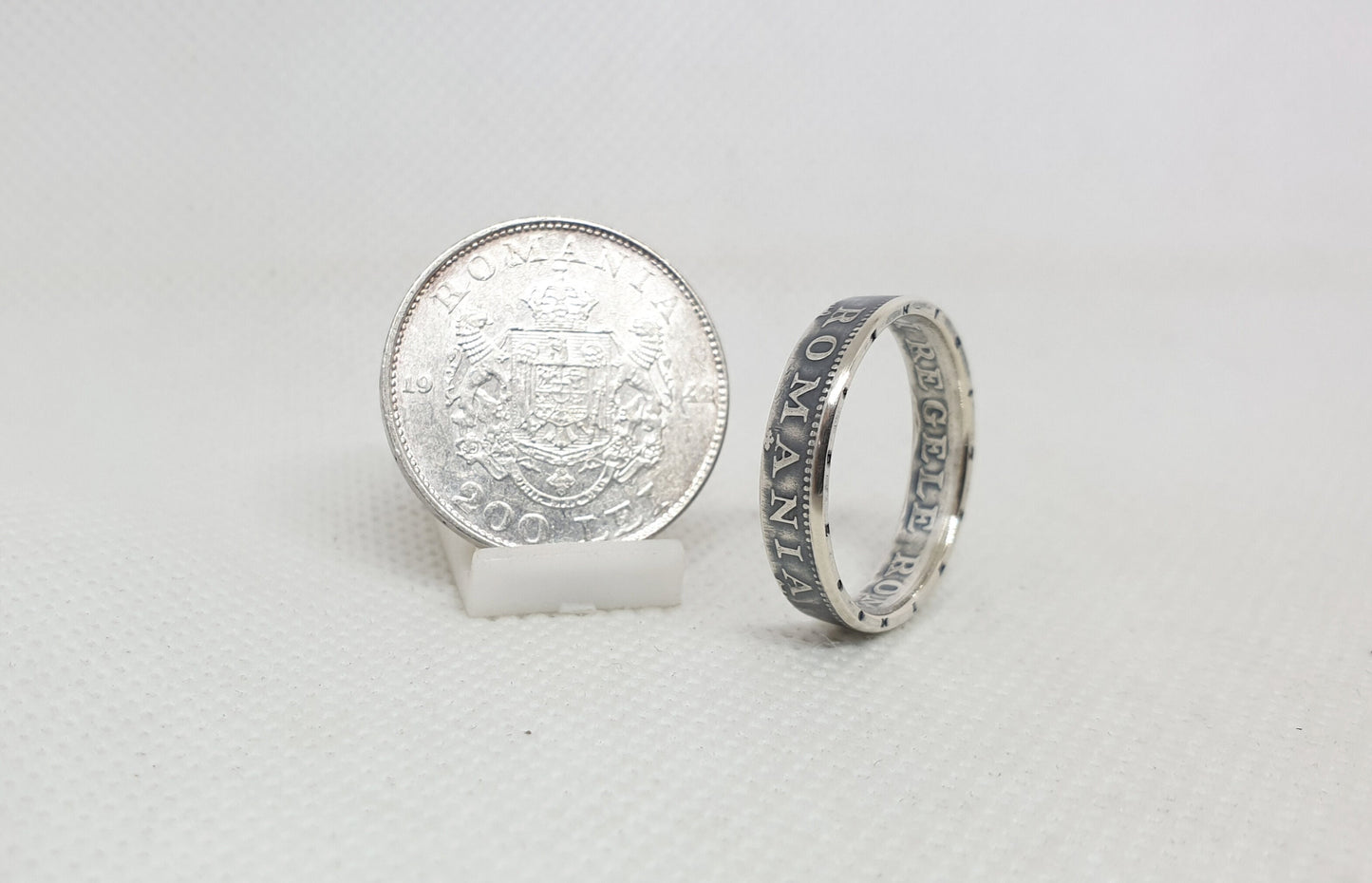 Bague pièce de monnaie 200 Lei Roumanie en argent style alliance (coin ring)