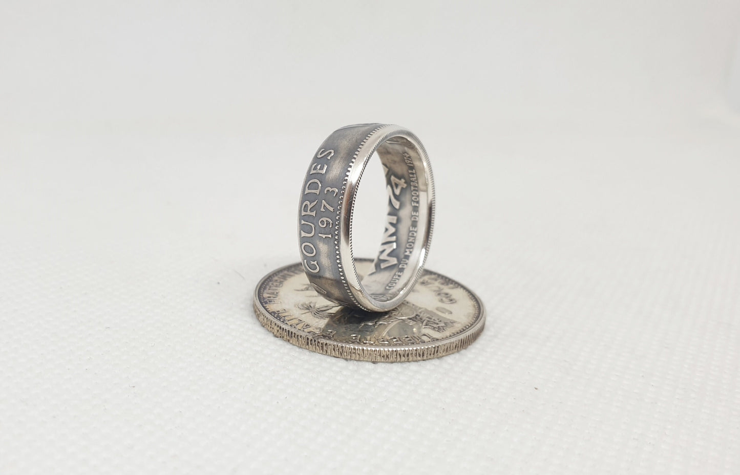 Bague pièce de monnaie 25 Gourdes d'Haiti en argent  (coin ring)