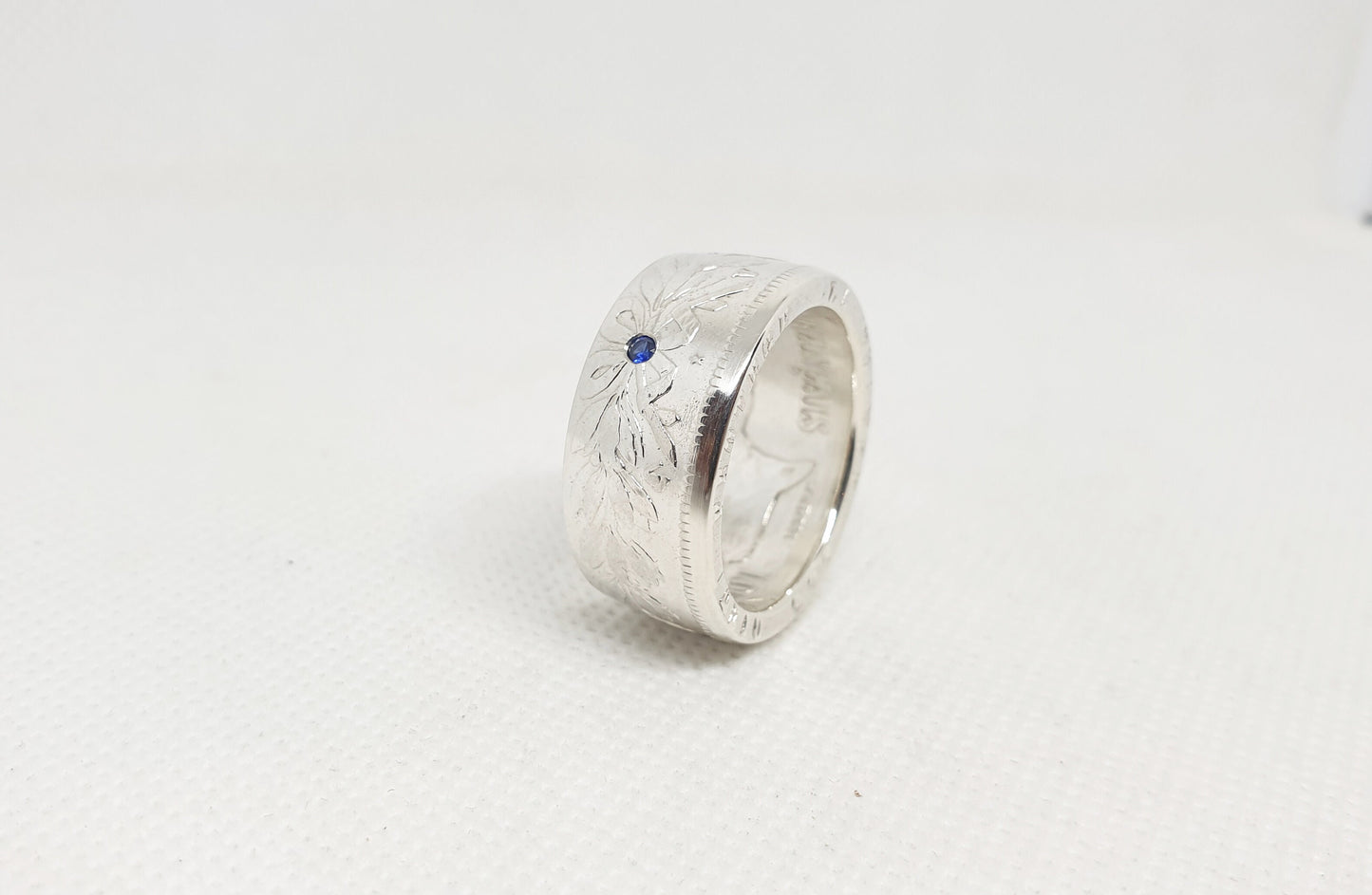 Bague pièce de monnaie 5 francs Louis Philippe en argent serti d'un saphir (coin ring)