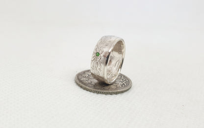 Bague pièce de monnaie 1 franc Louis Philippe en argent serti d'une tsavorite (coin ring)