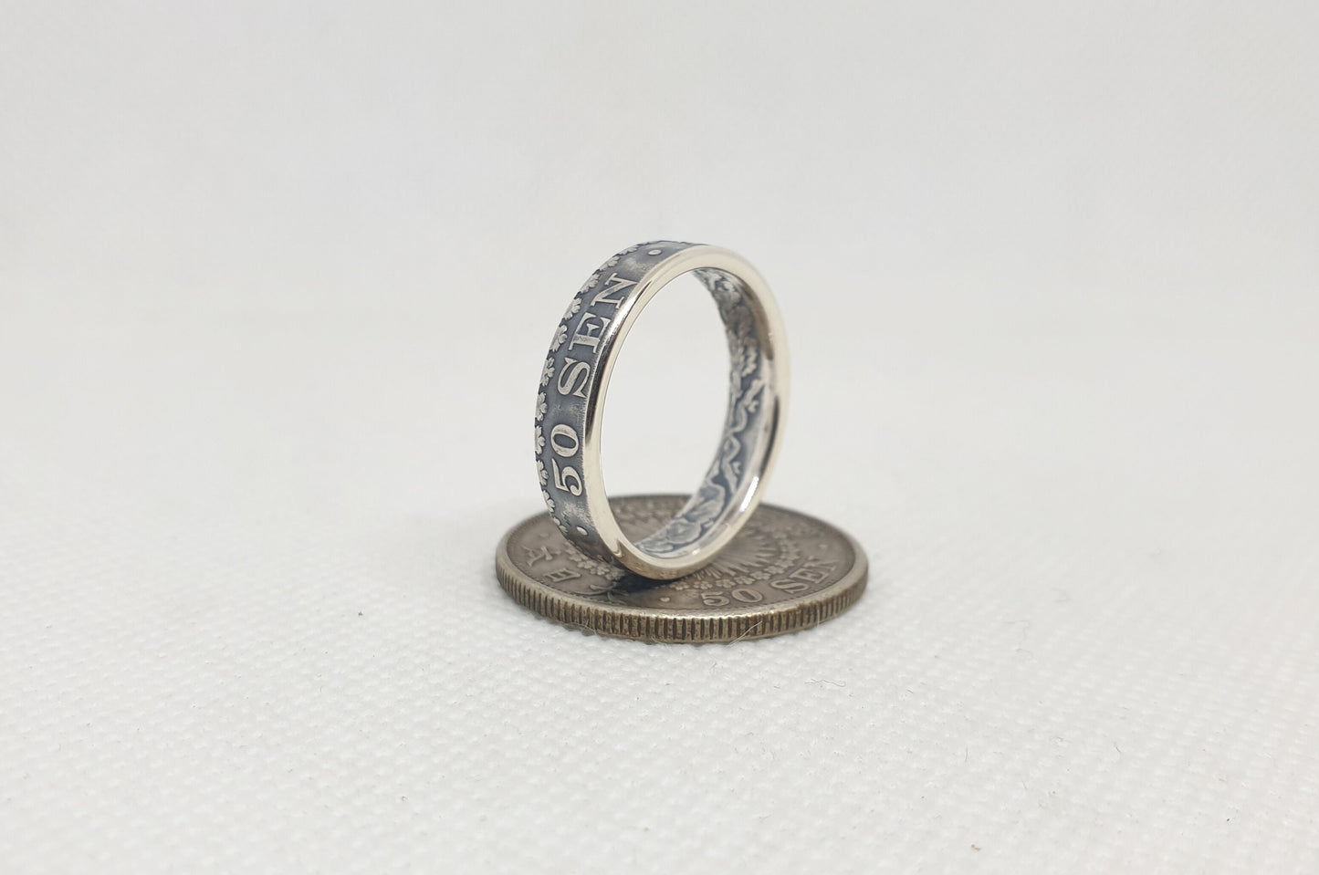 Bague pièce de monnaie 50 sen du japon en argent style alliance (coin ring)