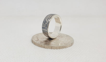 Bague pièce de monnaie 500 Kronur d'Islande en argent style alliance serti d'une améthyste avec gravure