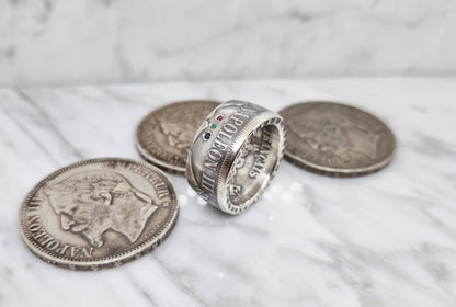 Bague pièce de monnaie 5 Francs Napoléon III visible en argent serti d'un rubis, d'une émeraude et d'un saphir (coin ring)