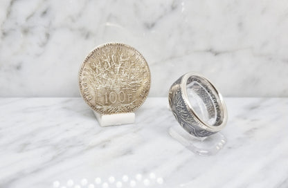 Bague pièce de monnaie 100 Francs "Panthéon" en argent serti d'une spinelle (coin ring)