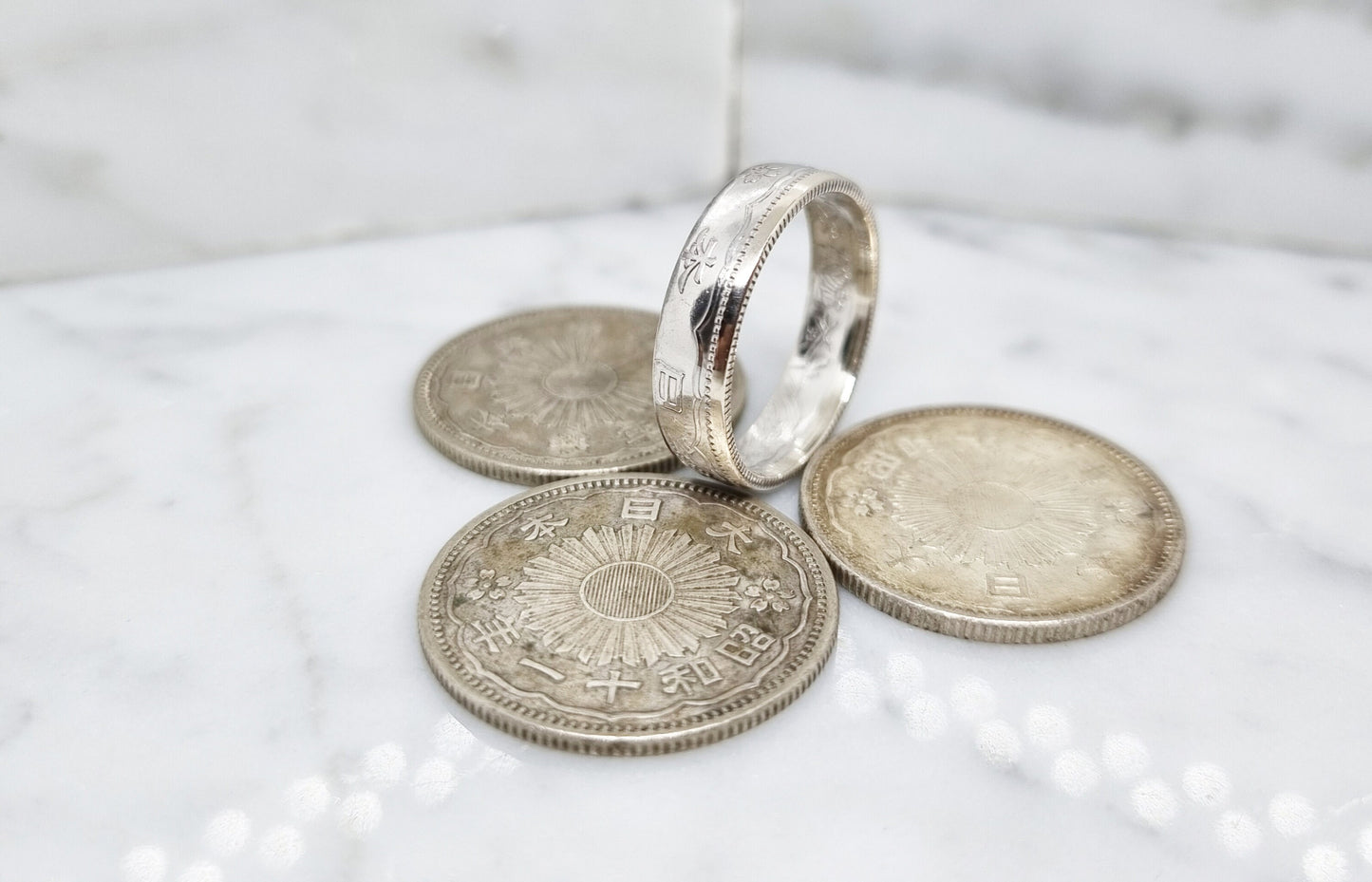 Bague pièce de monnaie 50 Sen du Japon en argent (coin ring)