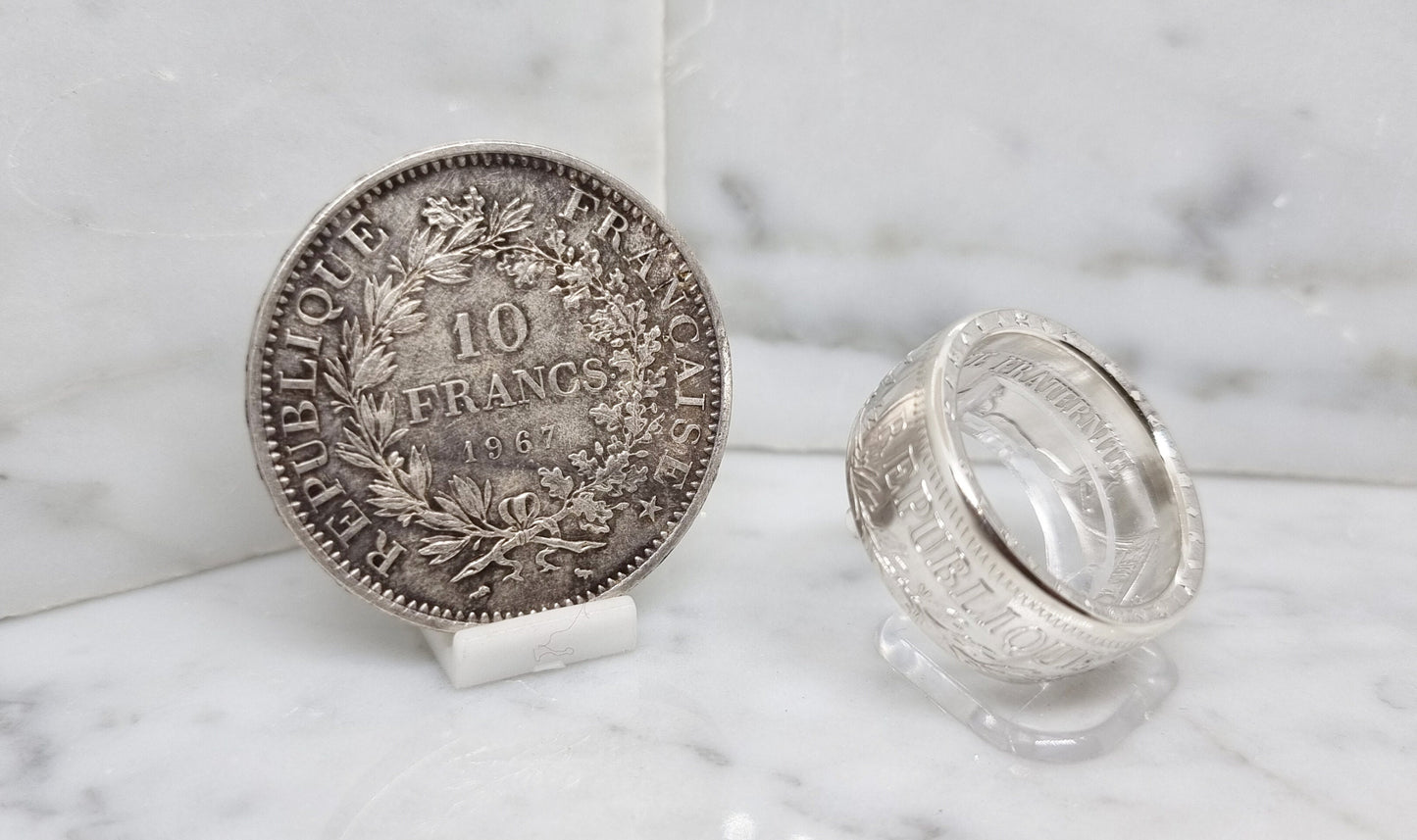 Bague pièce de monnaie 10 Francs Hercule en argent serti d'un rubis (coin ring)