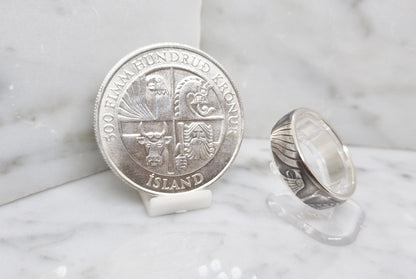 Bague pièce de monnaie 500 Kronur d'Islande en argent style alliance (coin ring)