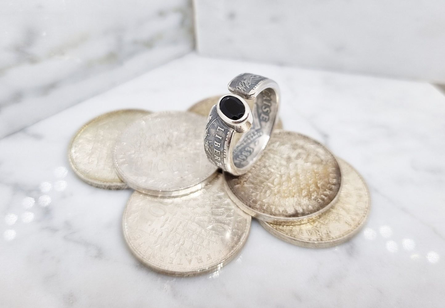 Bague pièce de monnaie 100 Francs "Panthéon" serti d'une spinelle en argent (coin ring)