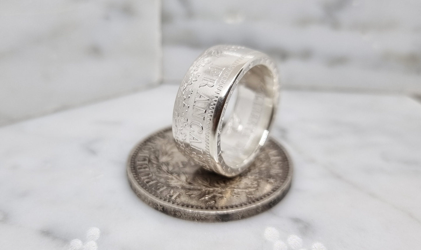 Bague pièce de monnaie 10 Francs Hercule en argent serti d'un rubis (coin ring)