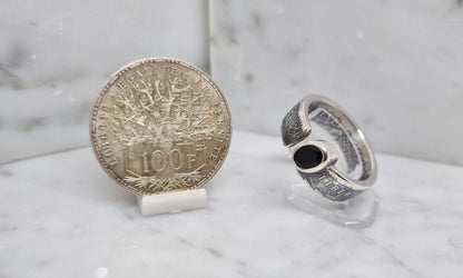 Bague pièce de monnaie 100 Francs "Panthéon" serti d'une spinelle en argent (coin ring)