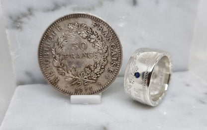 Bague pièce de monnaie 50 Francs Hercule en argent serti d'un saphir (coin ring)