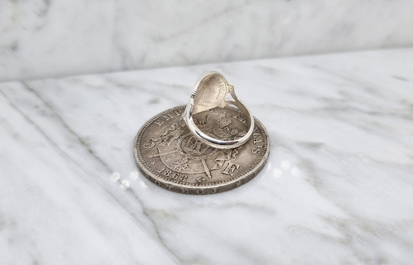 Bague pièce de monnaie 50 Centimes Napoléon III tête laurée cintrée en argent