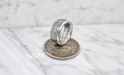 Bague pièce de monnaie 5 francs Louis Philippe en argent serti de deux rubis (coin ring)