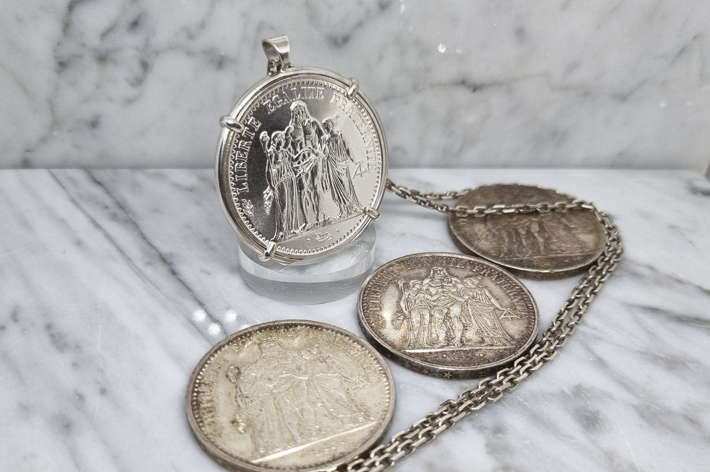 Pendentif pièce de monnaie 10 Francs Hercule en argent fait main