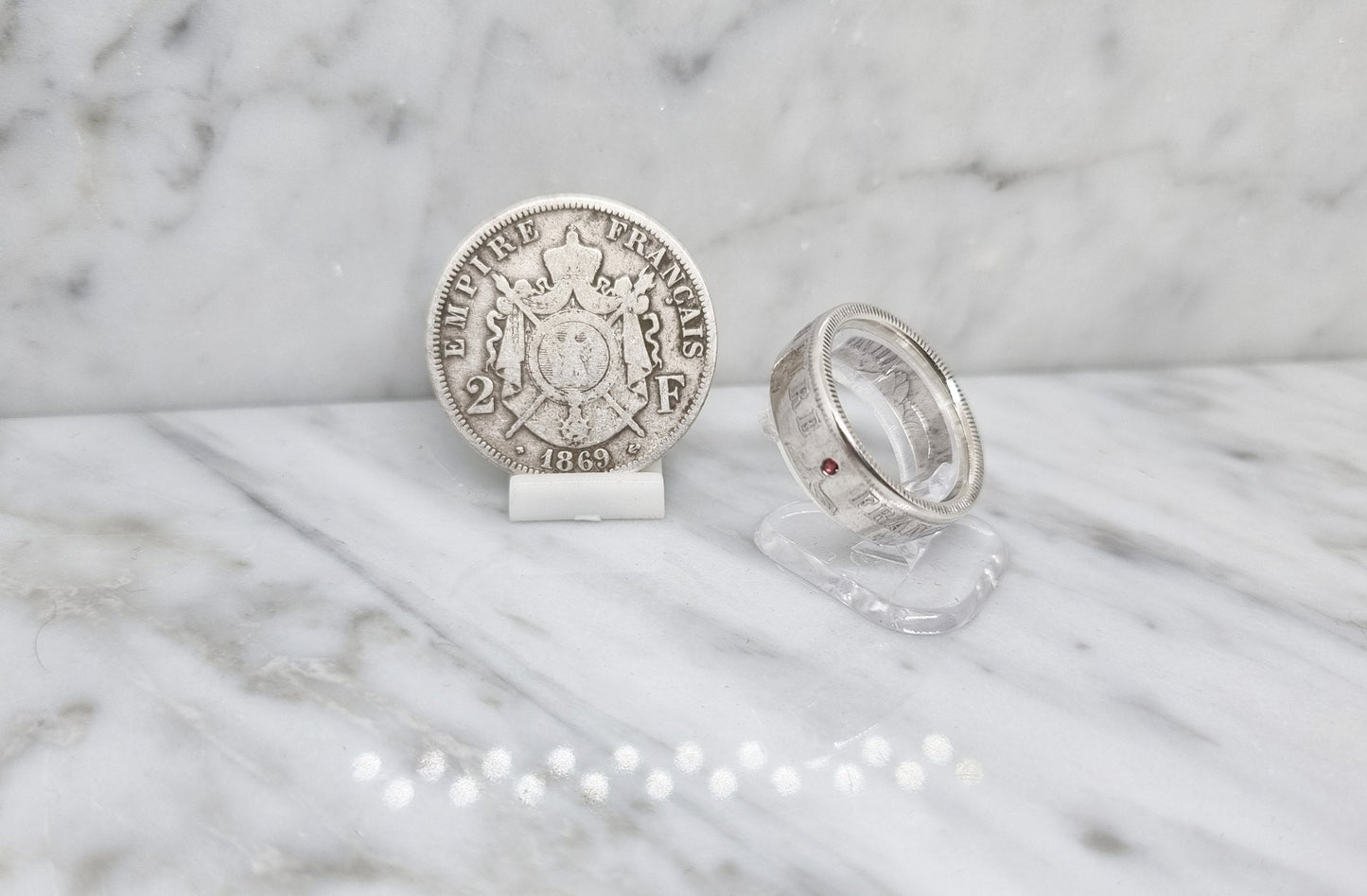 Bague pièce de monnaie 2 Francs Napoléon en argent serti d'un rubis (coin ring)