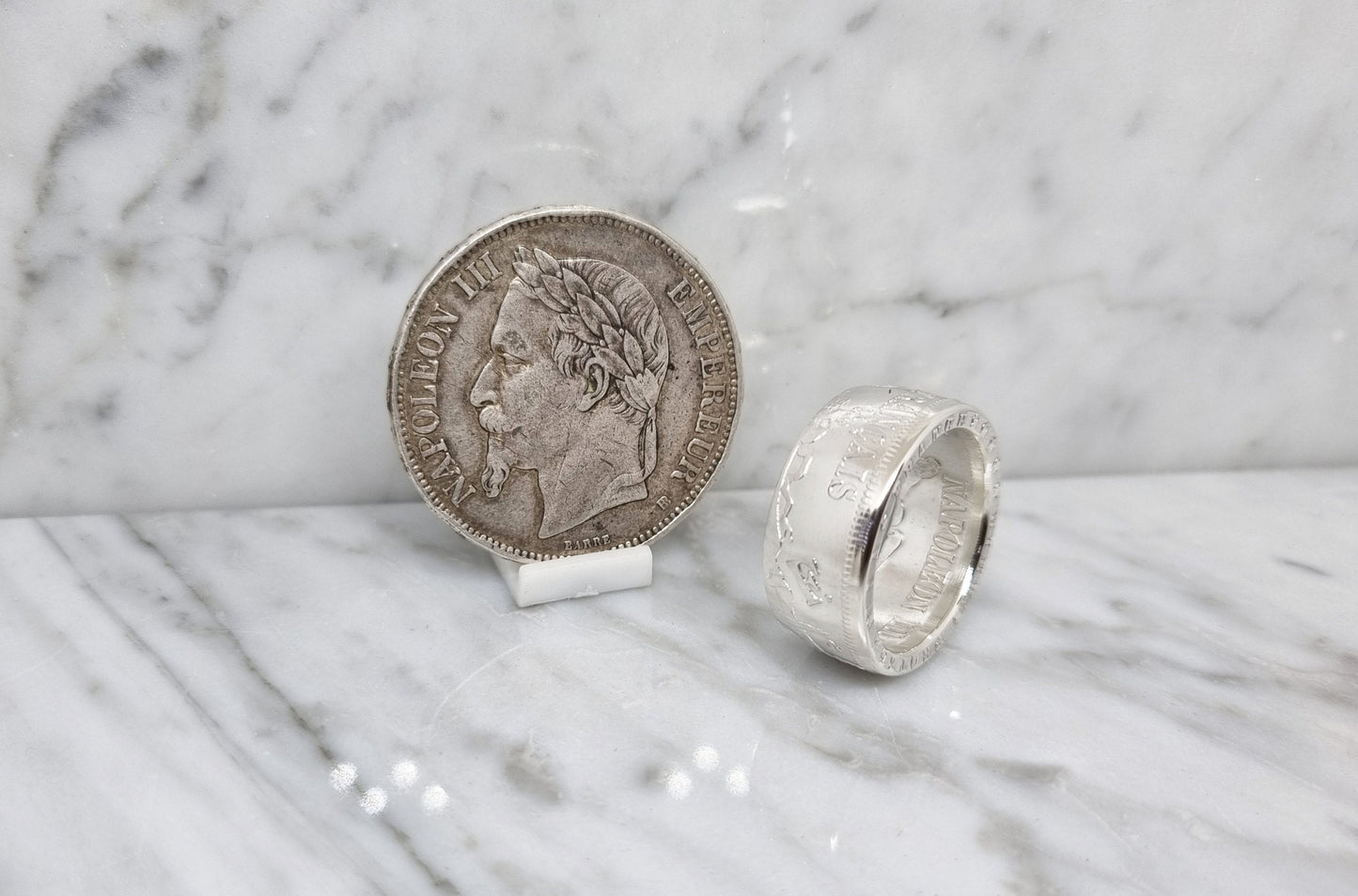 Bague pièce de monnaie 5 Francs Napoléon en argent serti d'un saphir (coin ring)