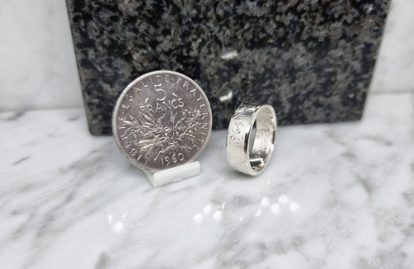 Bague pièce de monnaie 5 Francs Semeuse en argent style alliance avec gravure (coin ring)